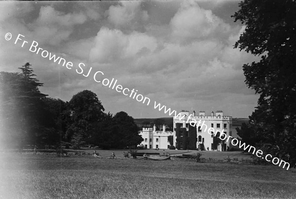 GLIN CASTLE  AND GARDEN FROM SOUTH